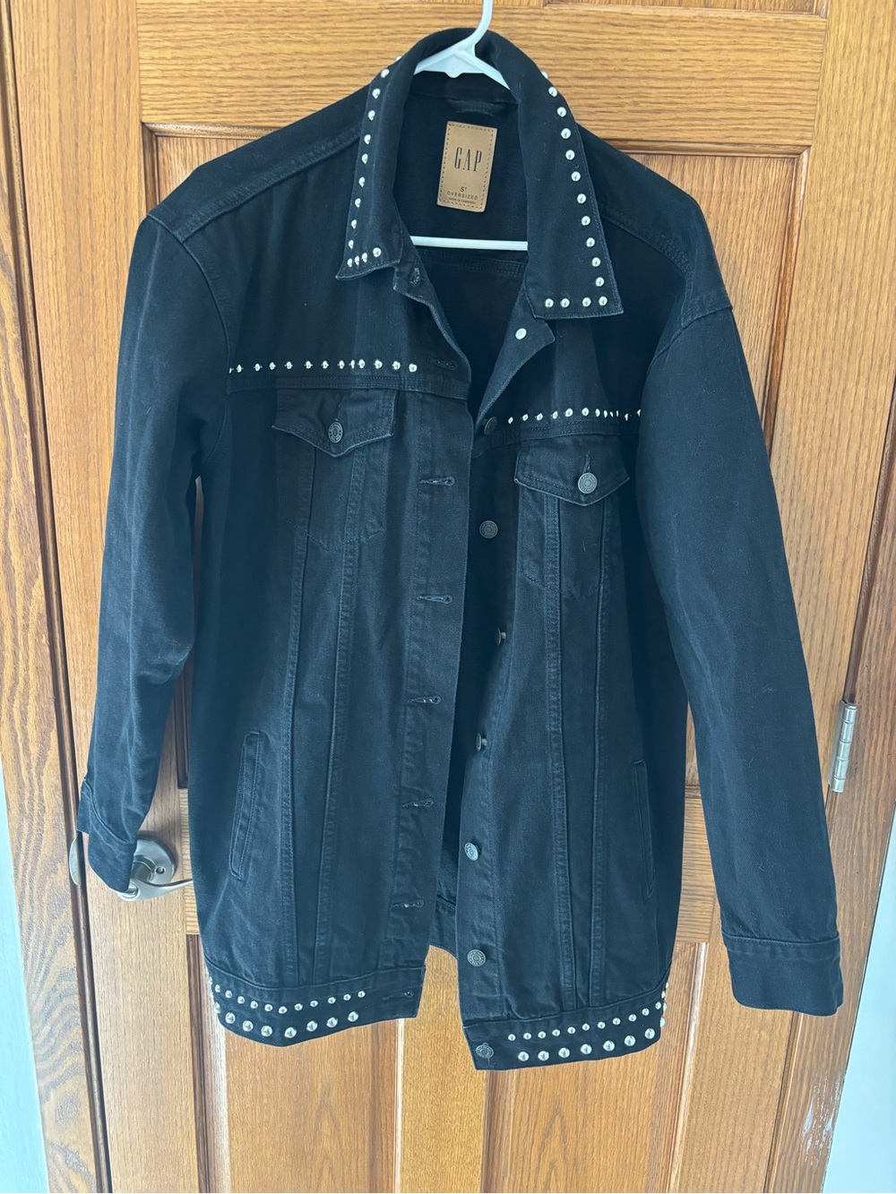 GAP Black Studded Denim Jacket Black - Sz small tall